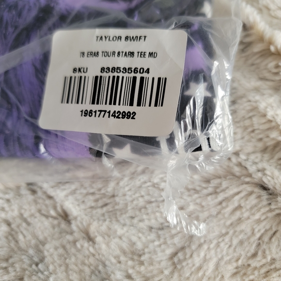 Taylor Swift - The Eras Tour Live Photo Stars T-Shirt Medium - Picture 10 of 11